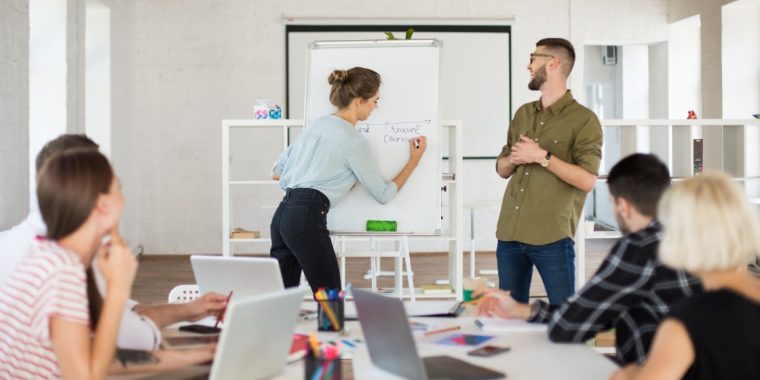 Como escolher o curso certo: guia completo para impulsionar a sua carreira